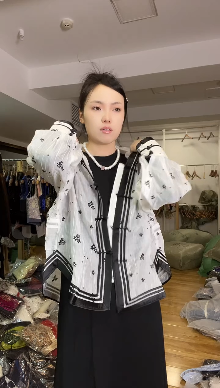 防晒带帽  M码      150斤  开播福利