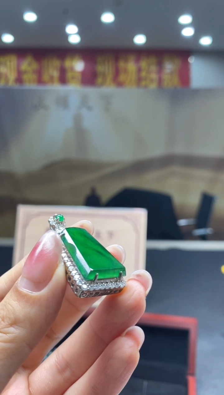 【闪购商品】定制翡翠未镶嵌********00011