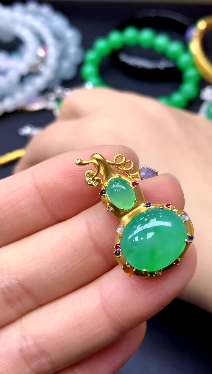 颈饰18K金镶嵌翡翠482-中国好珍宝