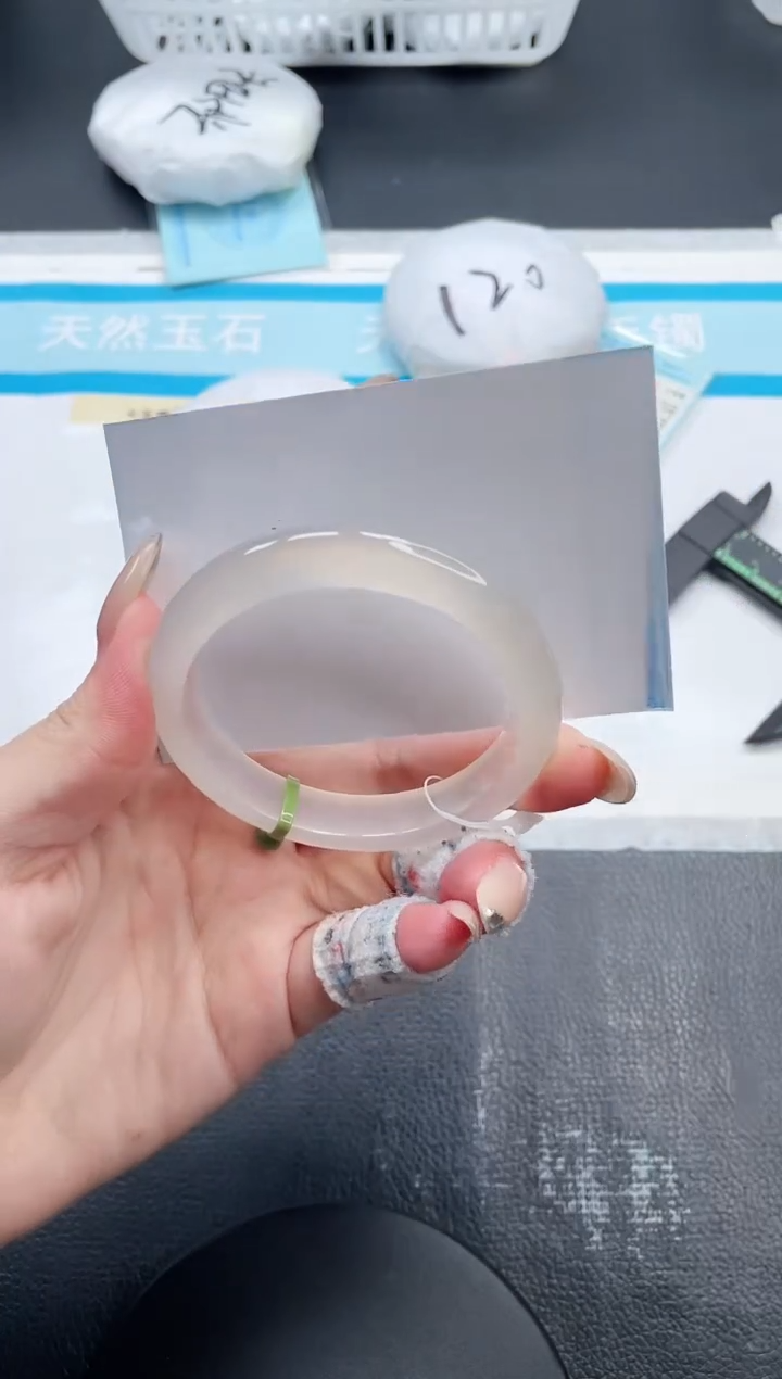 石英质玉手镯未镶嵌27V316-53