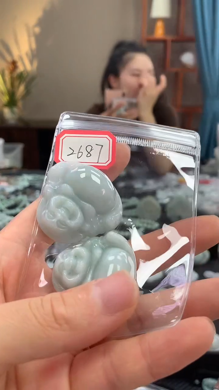 颈饰未镶嵌翡翠佛公 2687多样性发一件