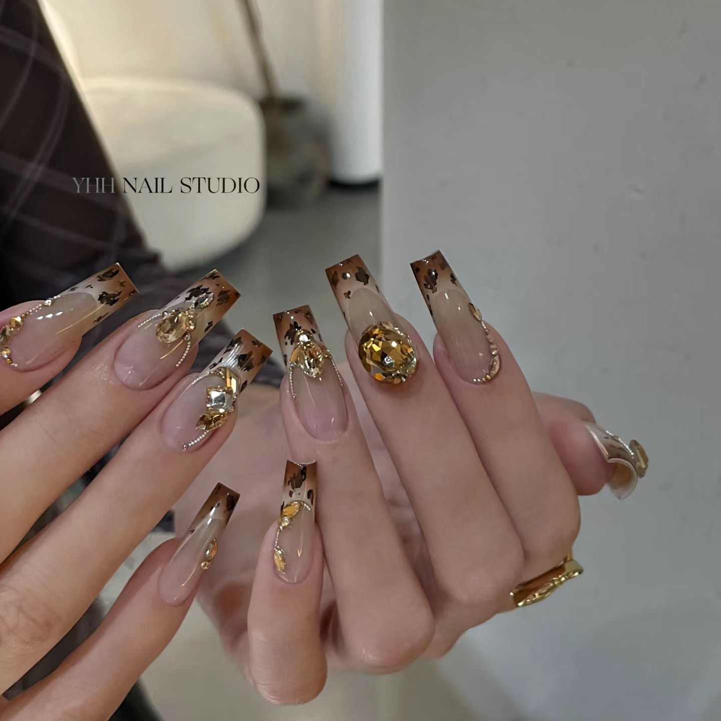 【8*10mm香槟色鸽子蛋成品堆钻】蛋形美甲钻饰品钻球堆堆钻新款裸色