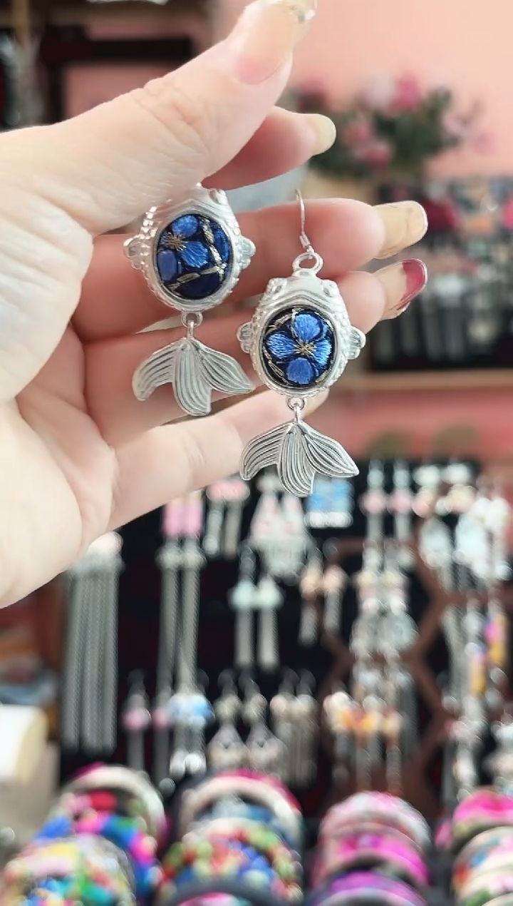 艺枝独绣手工饰品30