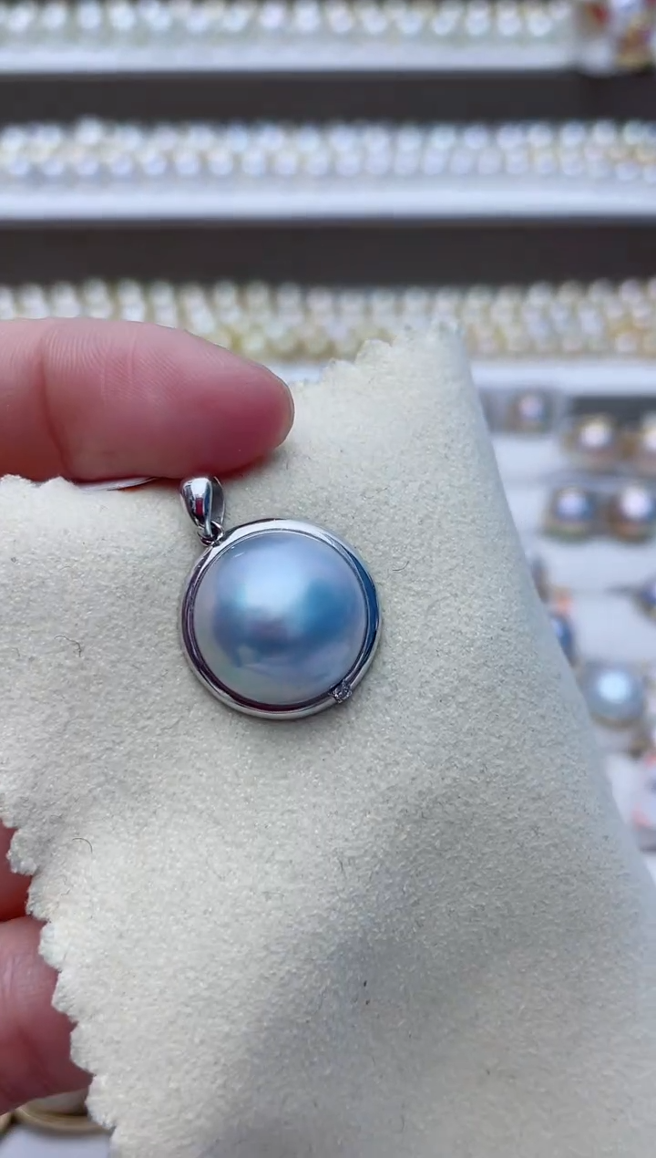 【闪购商品】拼合珍珠（马贝珠）颈饰18K金镶嵌A94