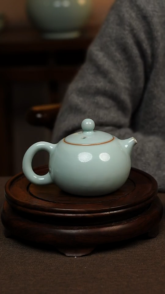 瓷片天青色全手工西施壶260ml一级礼盒包装