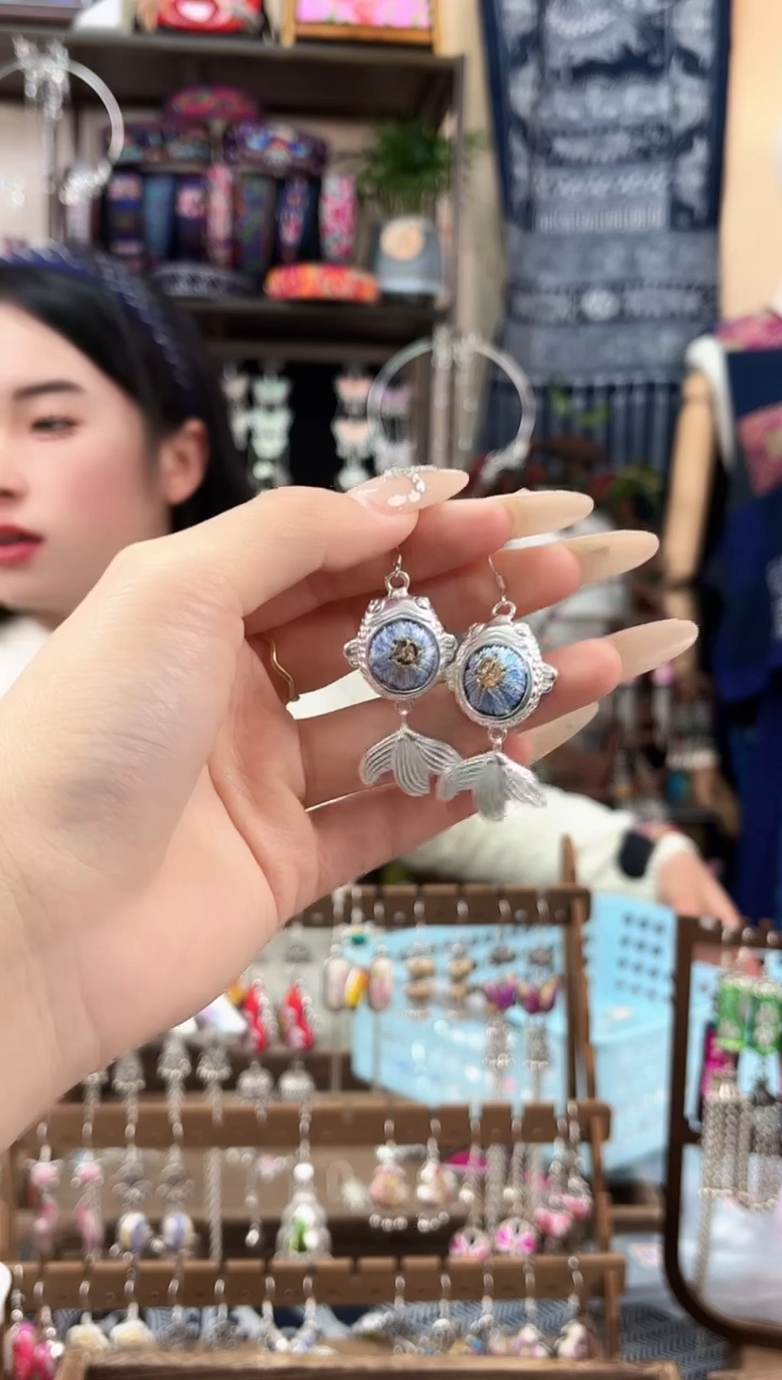 织绣民族风非遗老绣饰品729