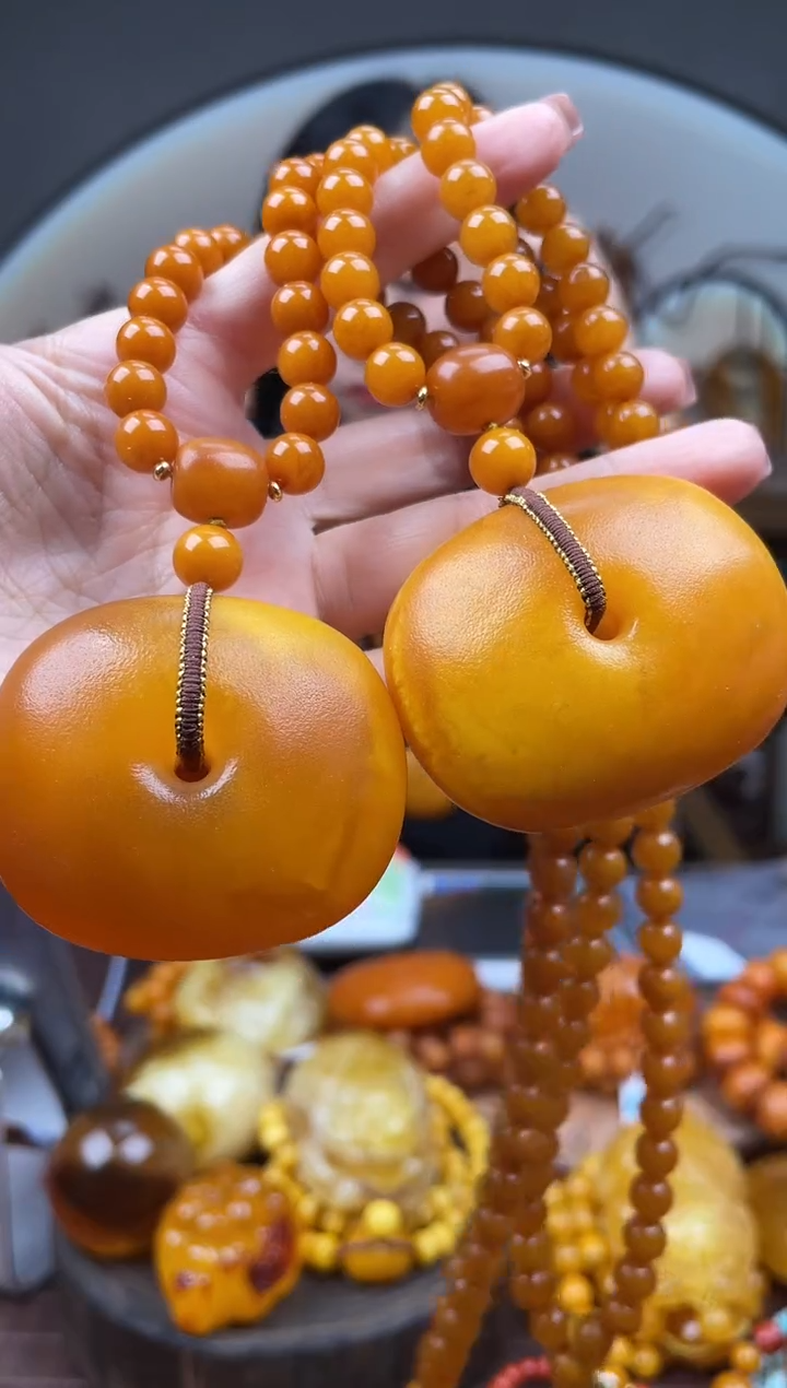 【闪购商品】琥珀裸石未镶嵌首饰 假1赔4 （多样性发货1件