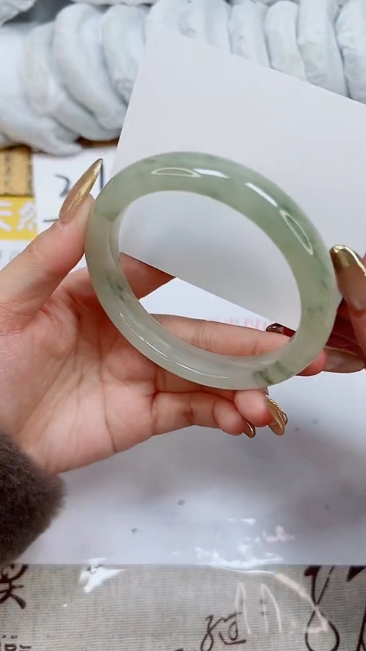 【闪购商品】石英质玉手镯未镶嵌K57-62