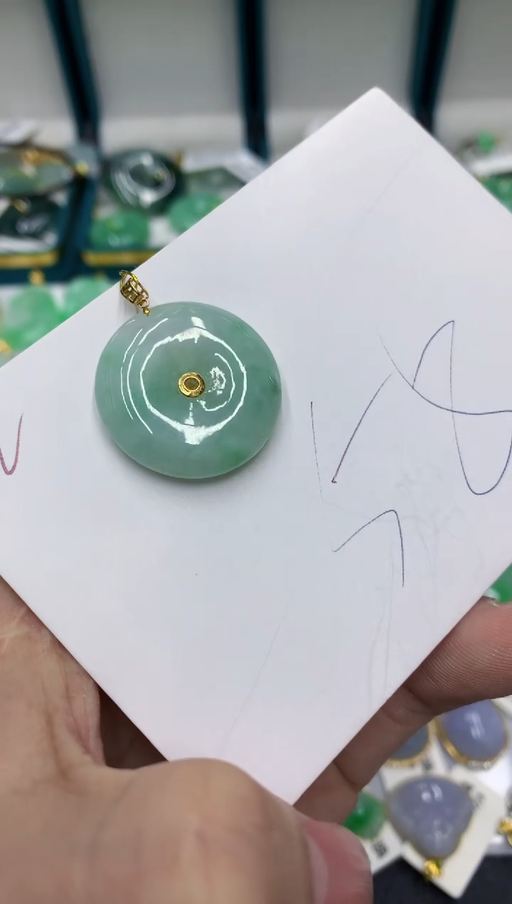 【闪购商品】翡翠颈饰18K金镶嵌号链接11111