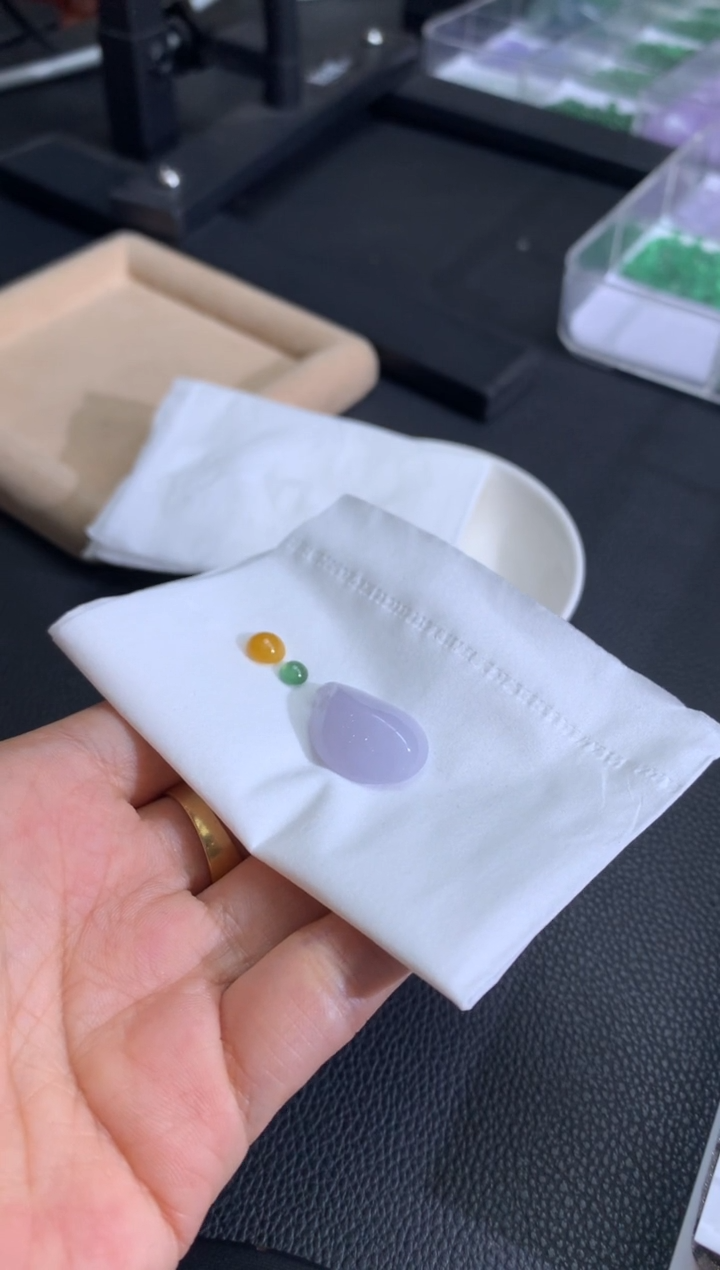 【闪购商品】定制翡翠未镶嵌翡翠