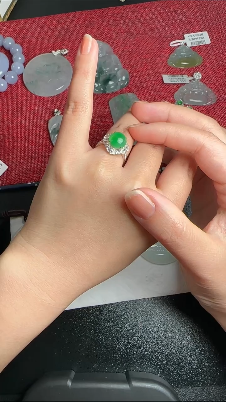【闪购商品】翡翠戒指18K金镶嵌WY0214214