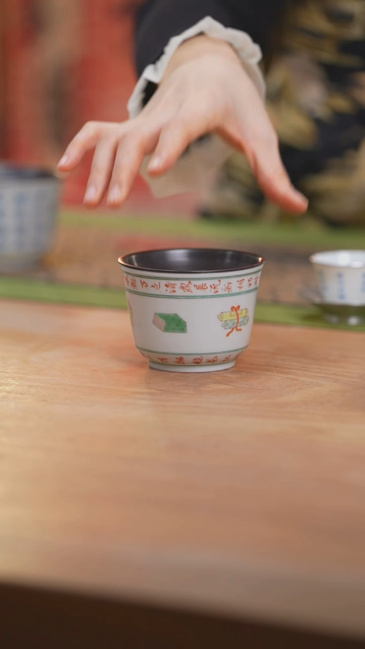 【闪购商品】散怀·粉彩诗文博古建水