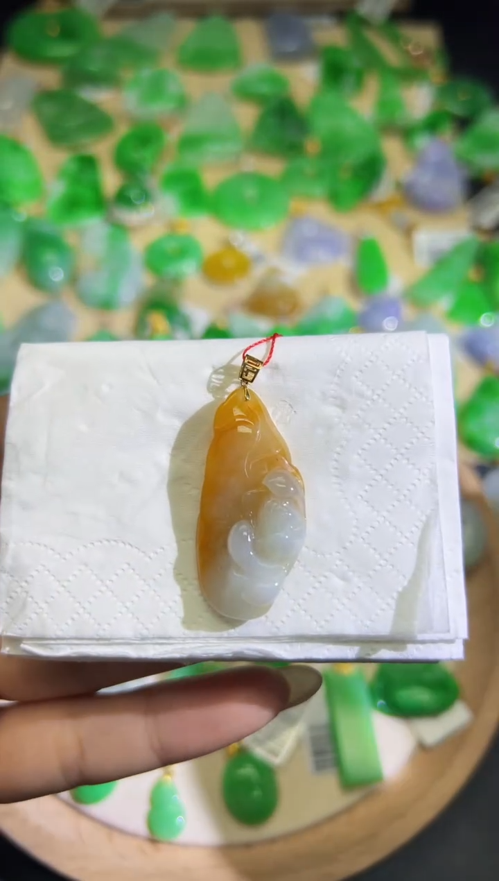 【闪购商品】翡翠颈饰18K金镶嵌Q缅料A货翡翠/支持复检/一件