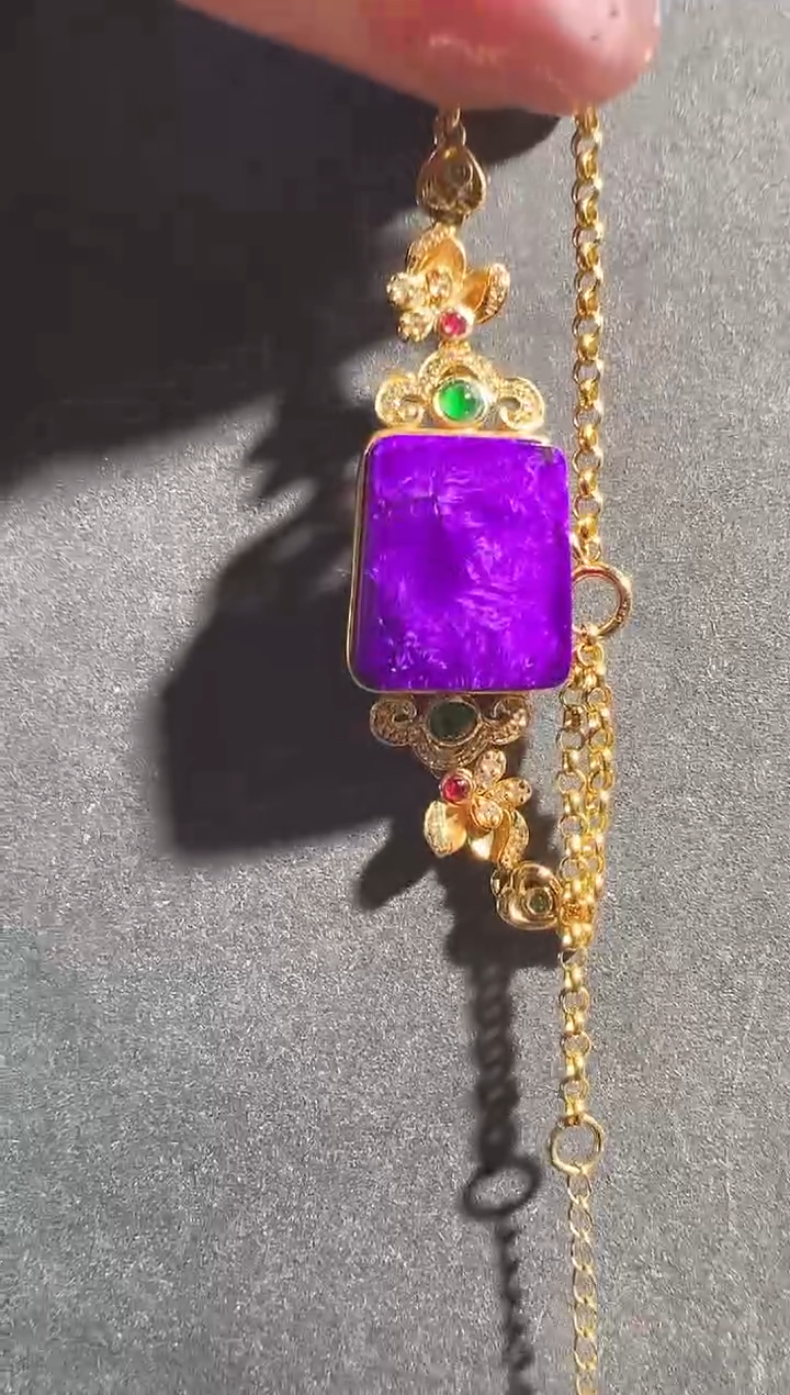 【闪购商品】苏纪石（舒俱来）手链18K金镶嵌多样性发一