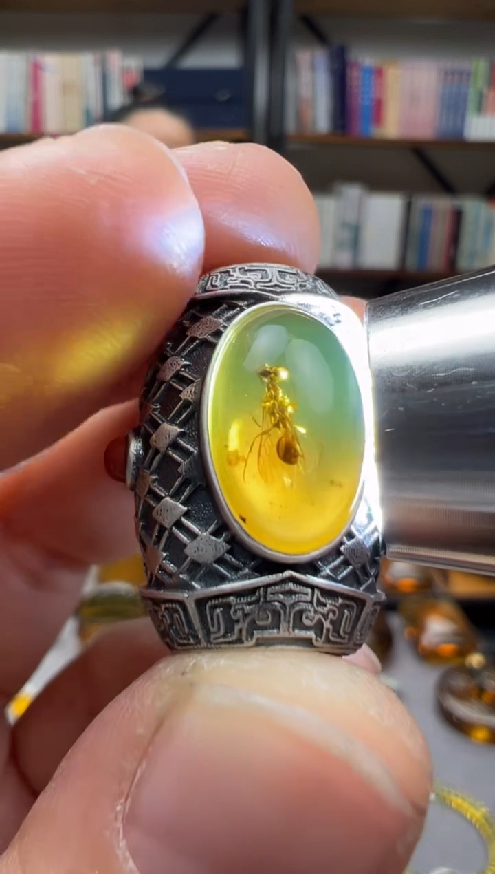 【闪购商品】琥珀颈饰未镶嵌蜂配饰吊坠