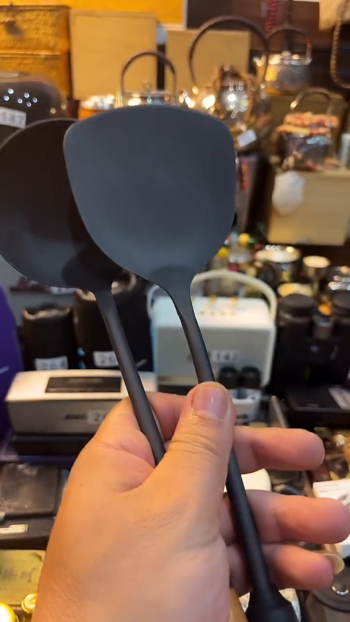 瓷片闪购商品 如图所示