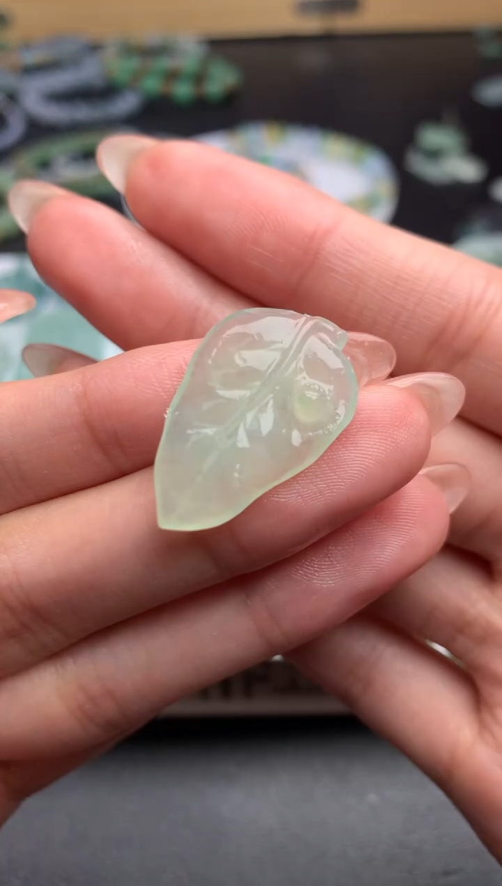 【闪购商品】定制翡翠未镶嵌毛货