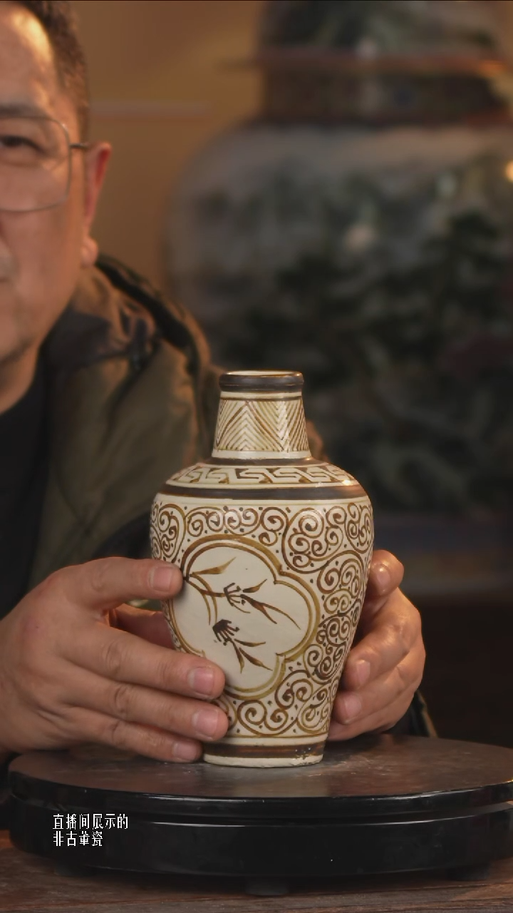 摆件瓷《景东专属》摆件082