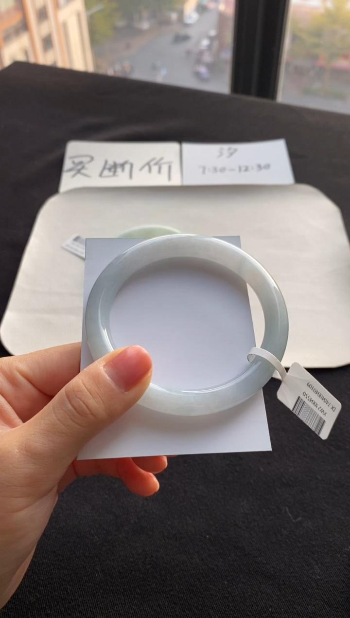 【闪购商品】翡翠手镯（圆镯）未镶嵌58圆条--不退不换