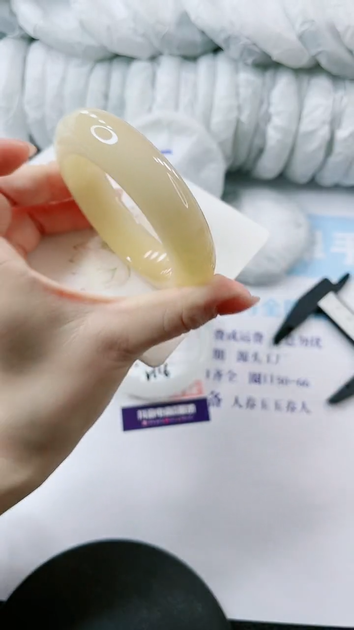 【闪购商品】石英质玉手镯未镶嵌多样性发货V117