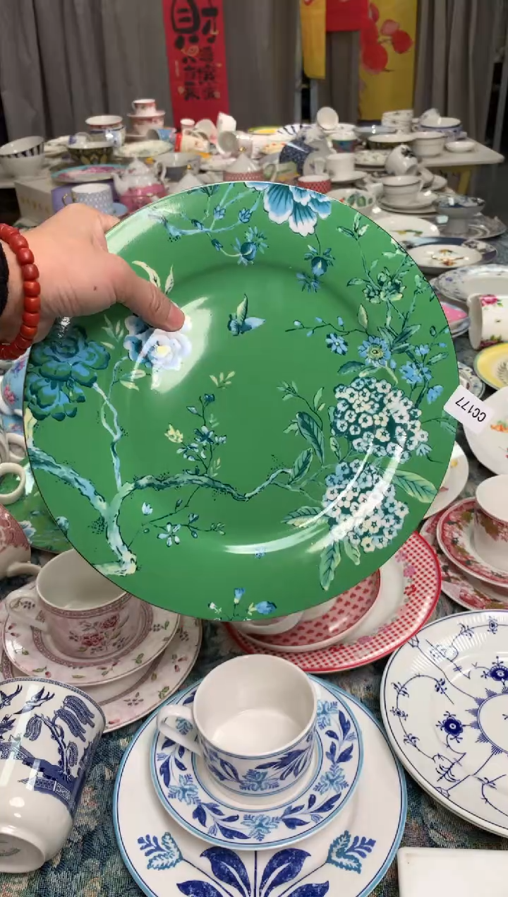 【闪购商品】瓷片陶瓷原单CC177餐具1个大
