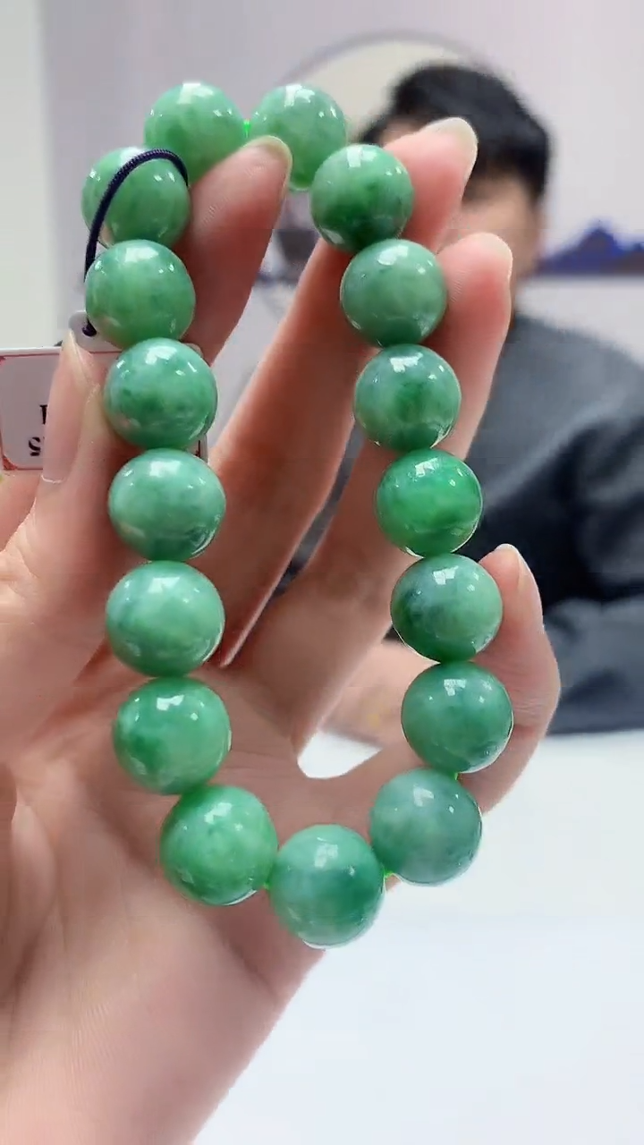 【闪购商品】定制翡翠未镶嵌5060zm-毛货手串29