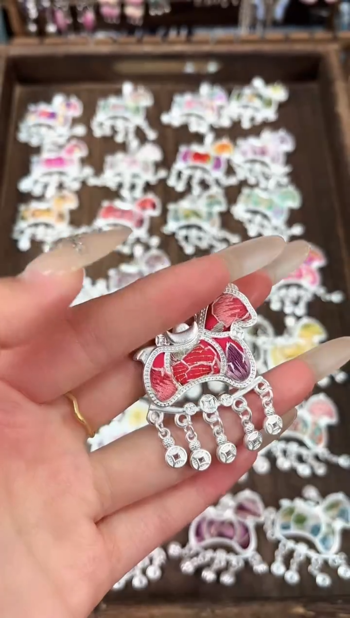 织绣民族风非遗老绣苗银饰品706