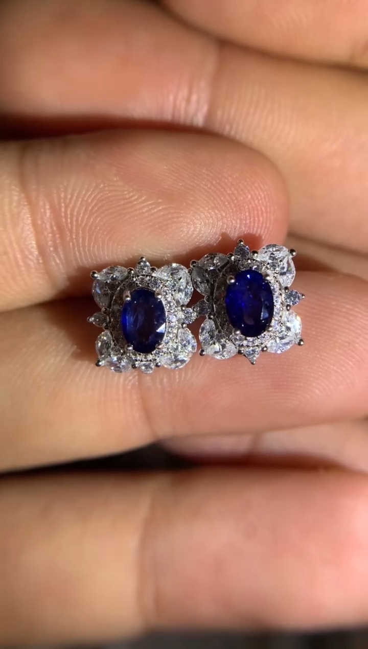 【闪购商品】蓝宝石耳钉银S925镶嵌天然