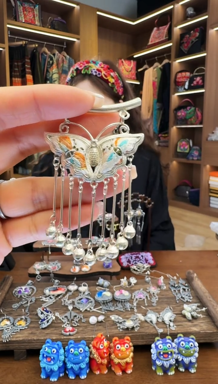 【闪购商品】织绣147黔东南苗族刺绣