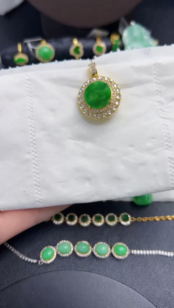 【闪购商品】翡翠颈饰银S925镶嵌Y缅料A货/多样性发货/一件