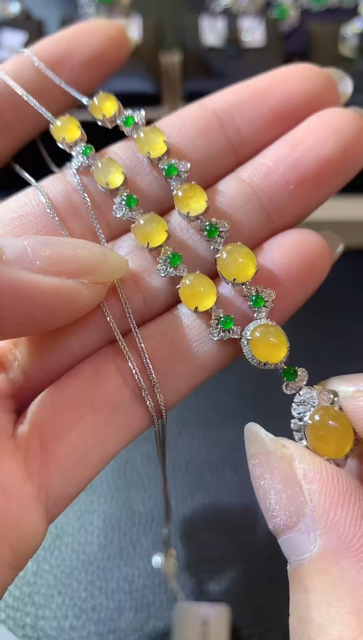 【闪购商品】翡翠套链18K金镶嵌A60翡翠