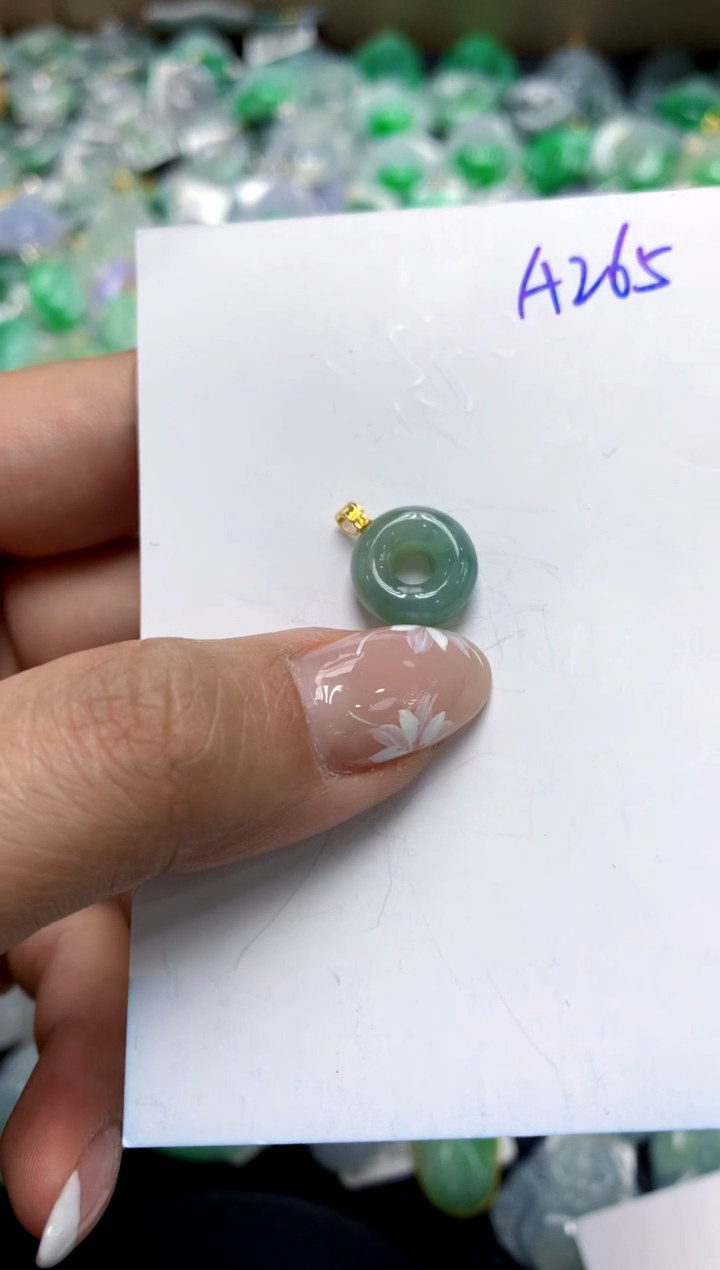 【闪购商品】翡翠颈饰18K金镶嵌111111111111111111