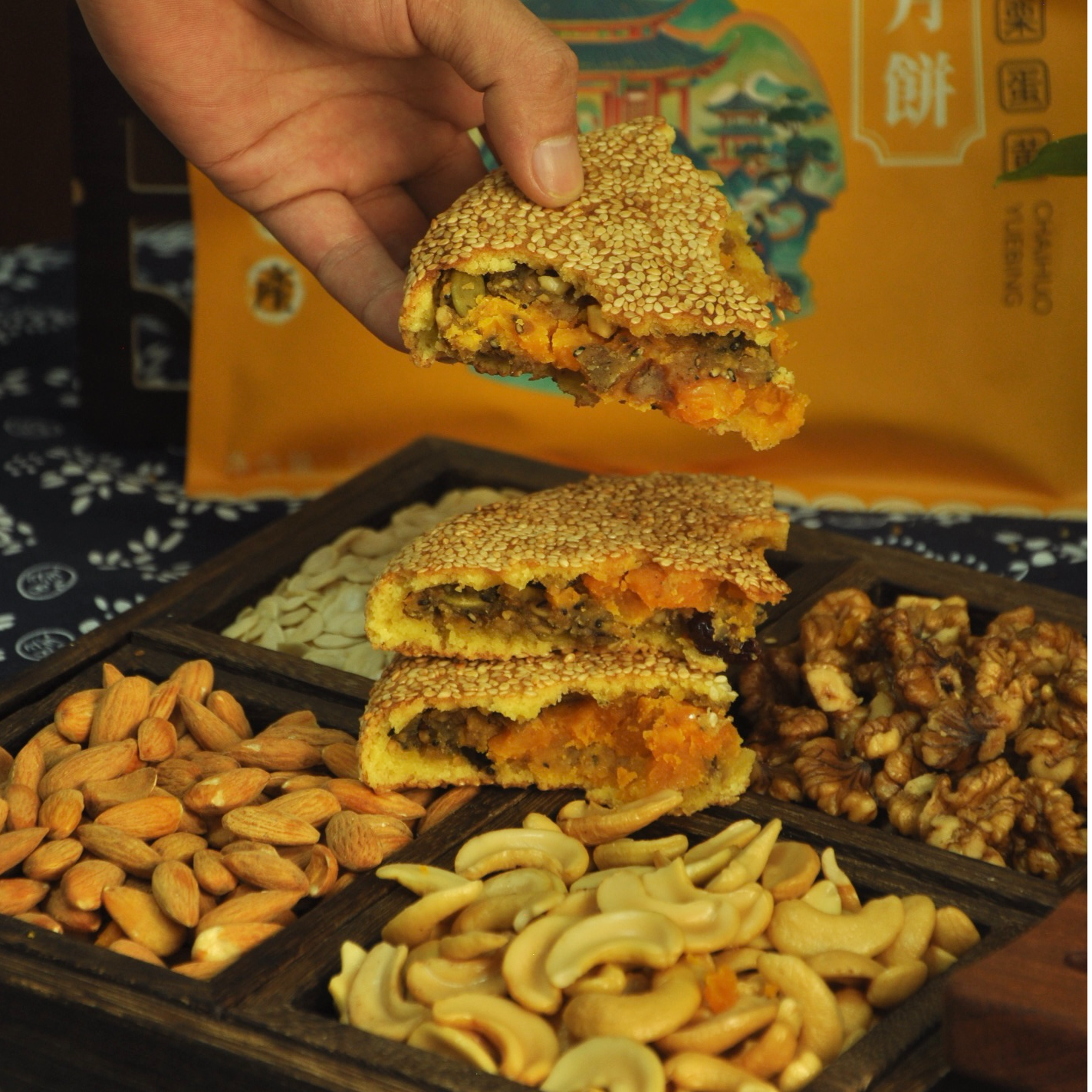 湖南手工柴火月饼传统板栗蛋黄500g一斤大月饼中秋特产