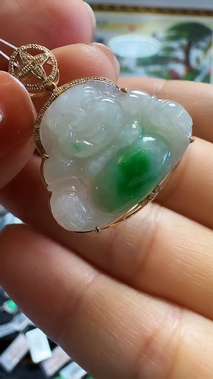 【闪购商品】翡翠吊坠(不含链)18K金镶嵌吊坠