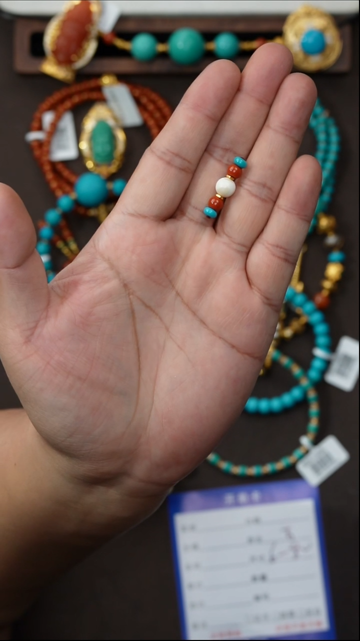 裸石蜜蜡未镶嵌林*秀蜜蜡配饰