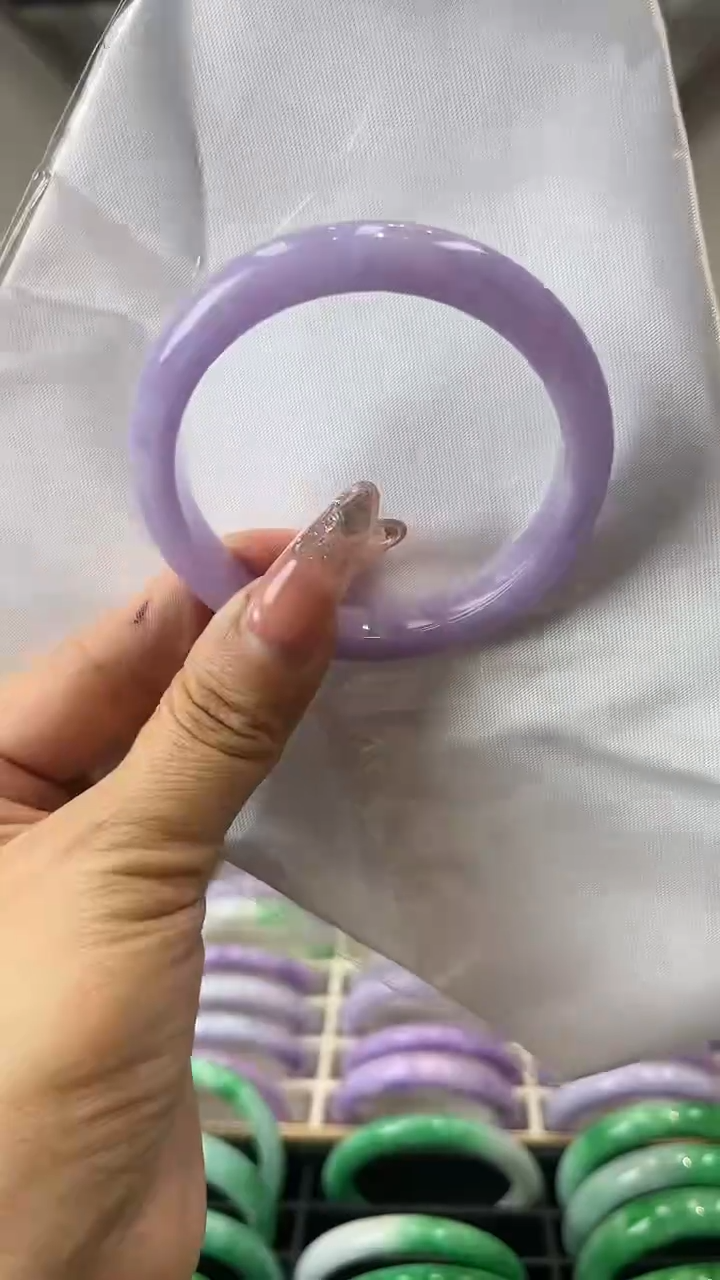 【闪购商品】砖雕闪51 圈口56.8 独货在手镯