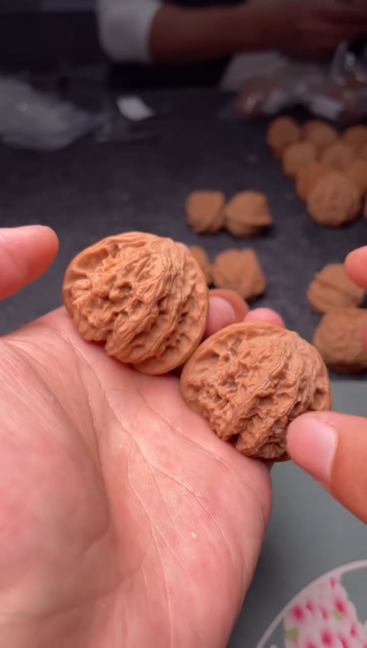 把件文玩核桃a227  龙洞玉 42尺