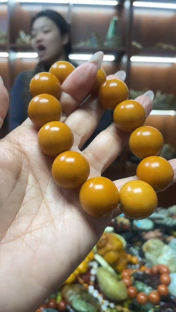 未镶嵌蛇纹石玉吊坠+20