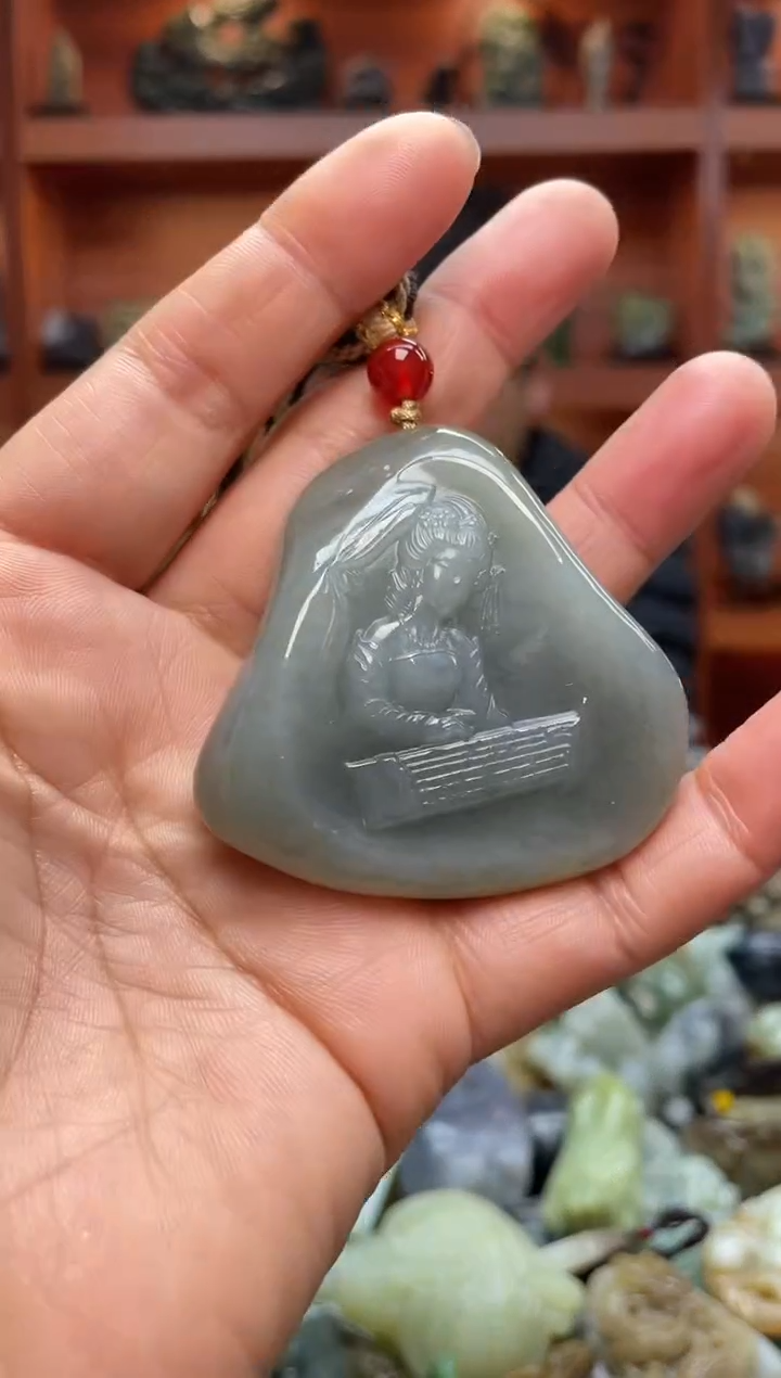 未镶嵌和田玉把件1