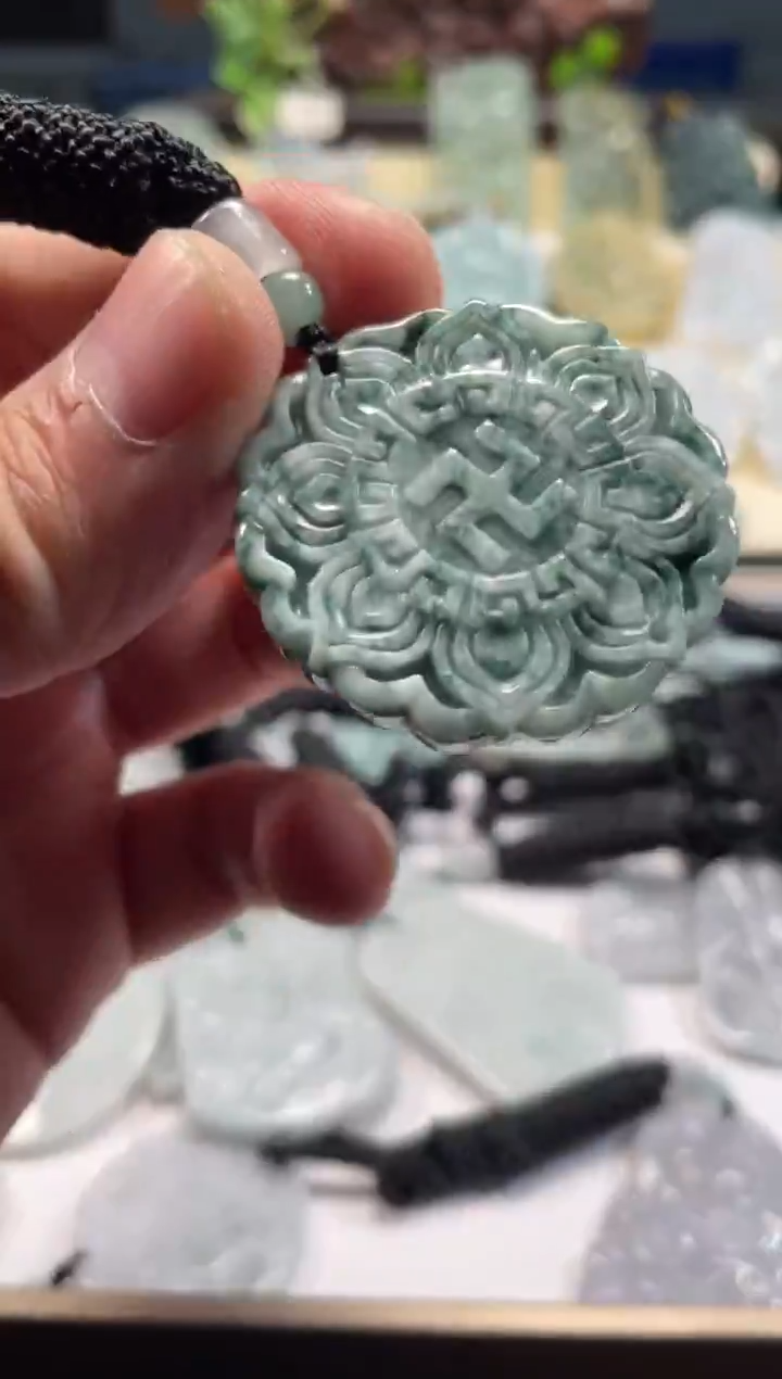 颈饰未镶嵌翡翠12/27/052