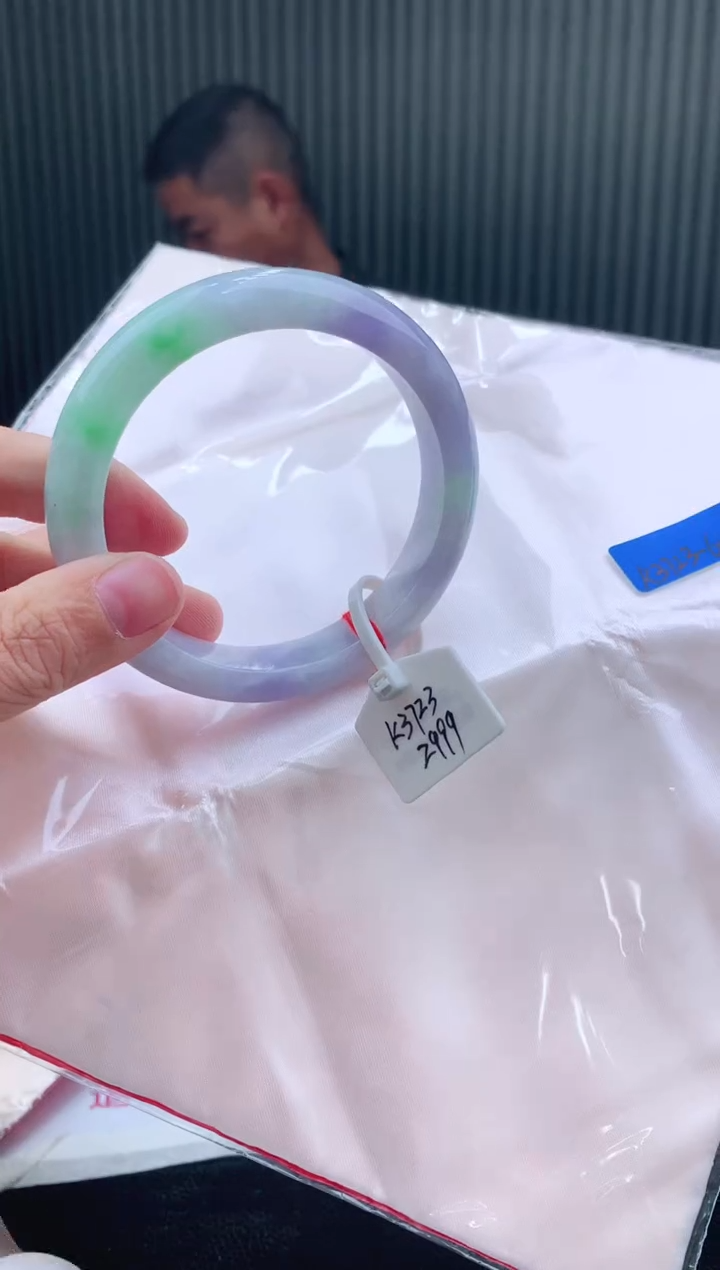 未镶嵌手镯翡翠60+