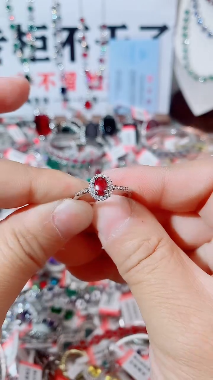 未镶嵌戒指红宝石红宝石戒指