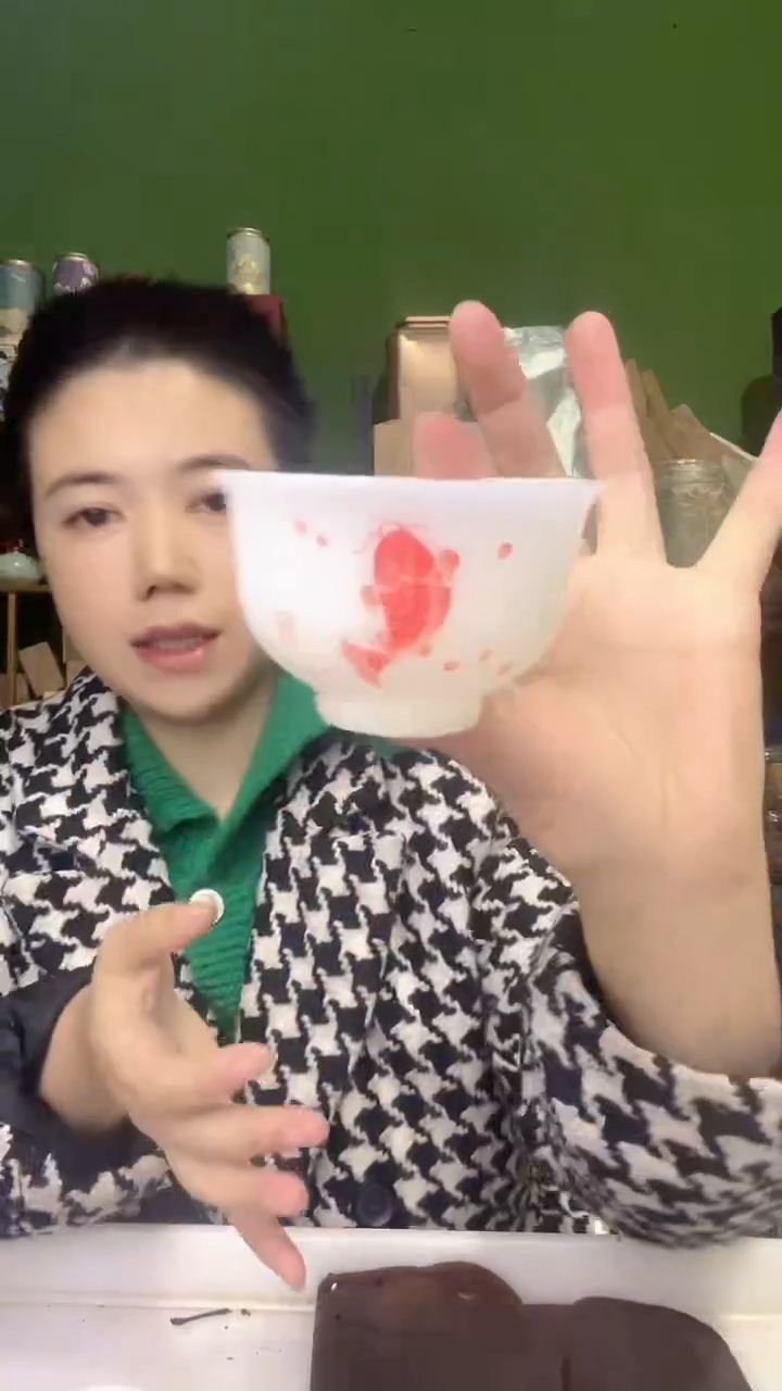 彩选单品璞玉微瑕手绘鱼压手杯