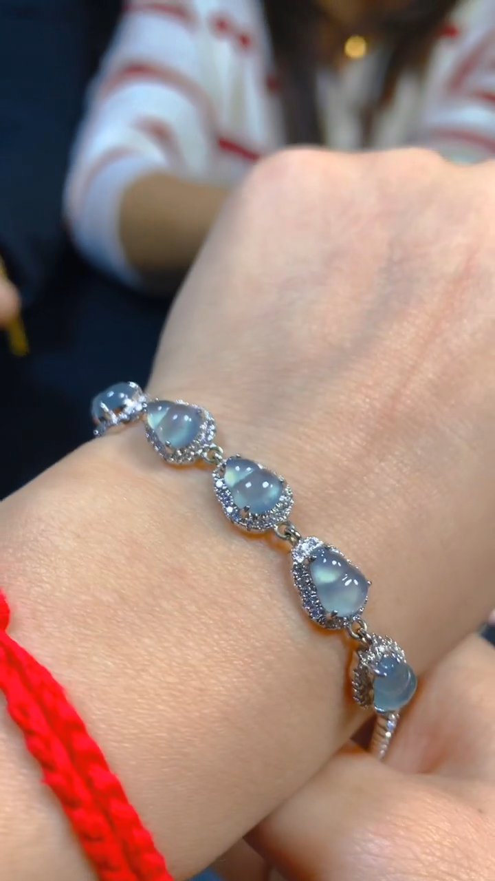 【闪购商品】翡翠手链未镶嵌0145869019多样性发一