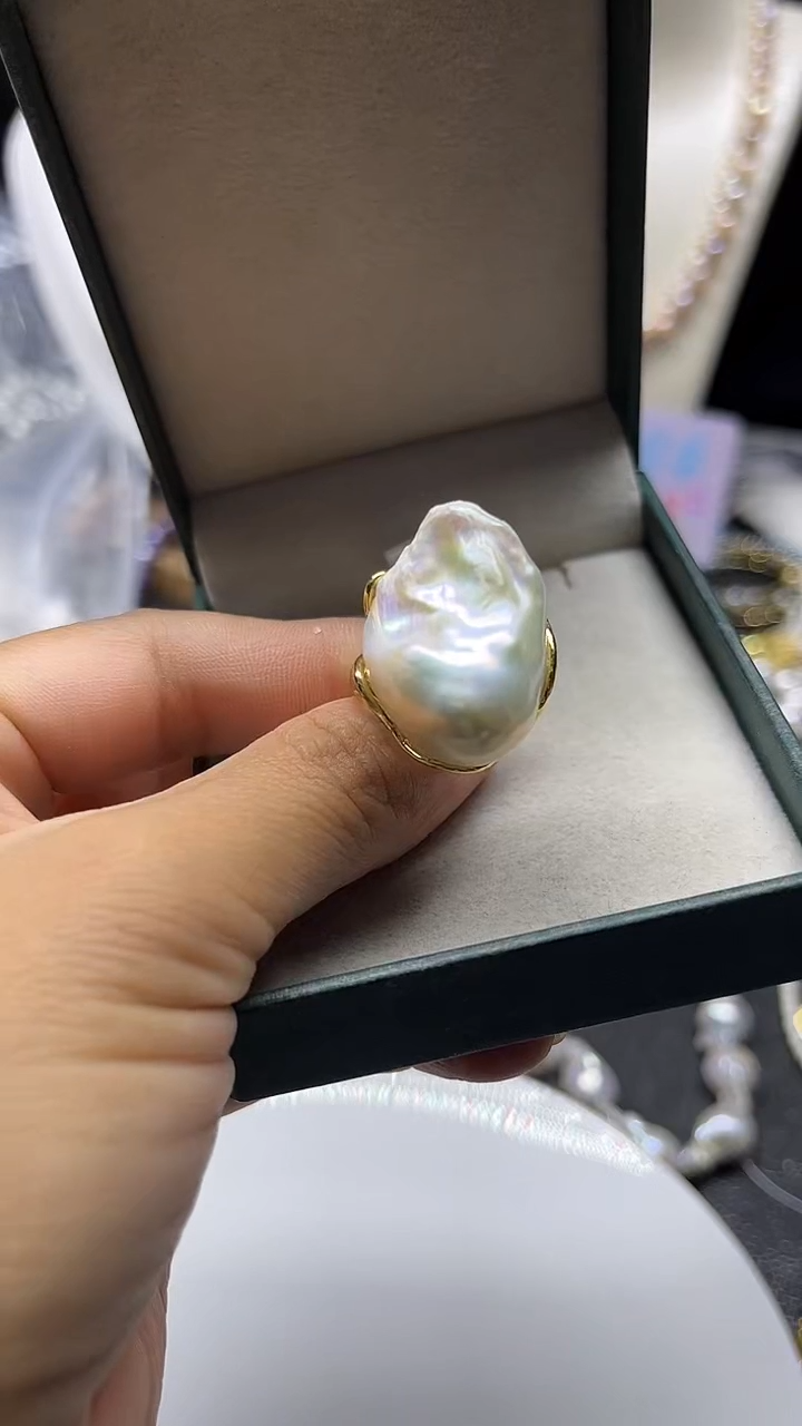 颈饰未镶嵌淡水珍珠戒指