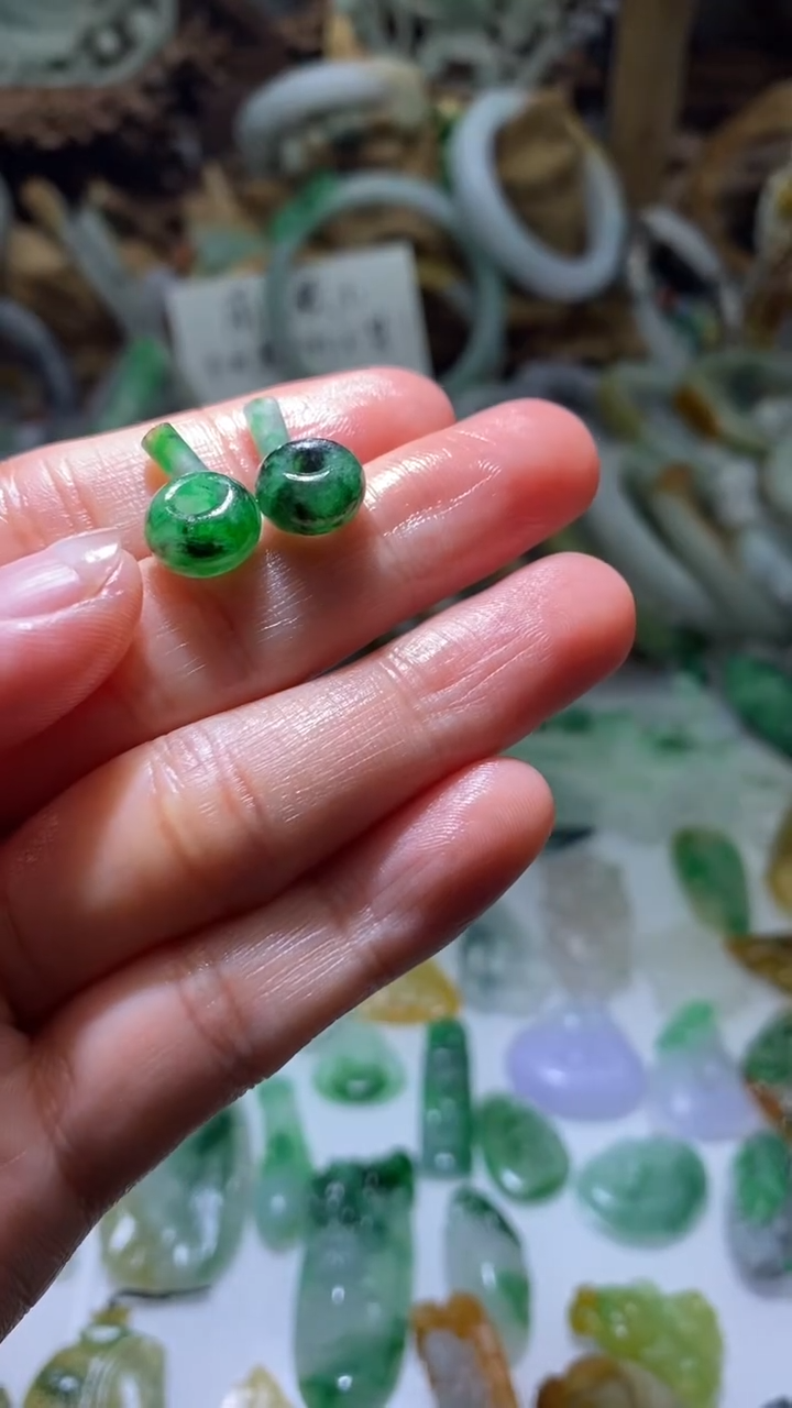 定制翡翠未镶嵌翡翠环环