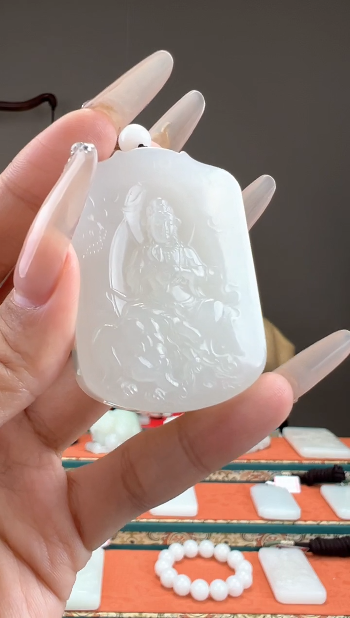 【闪购商品】和田玉颈饰未镶嵌1