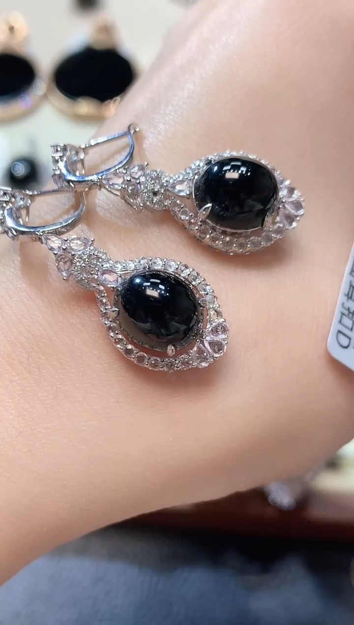 【闪购商品】翡翠耳饰18K金镶嵌D73一对