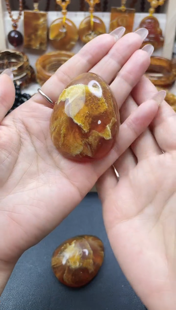 无非金属韦*州金沙蜜水滴吊坠