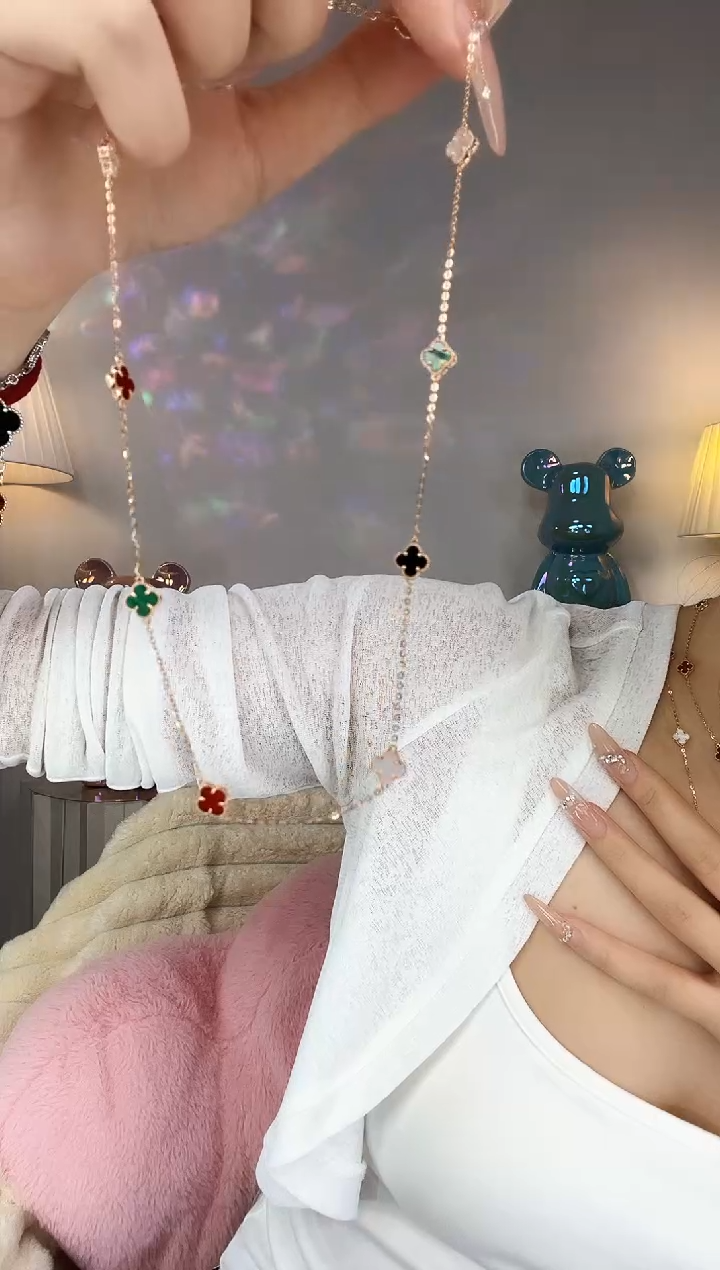 【闪购商品】玛瑙/玉髓颈饰18K金镶嵌项链